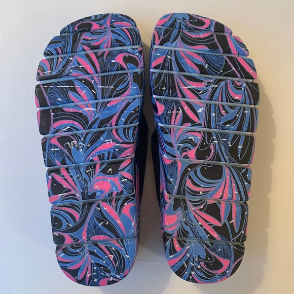 Alegria Astara I Got You Babe Black Purple Thong Platform Sandal Flip Flop 37 7 - Picture 6 of 10